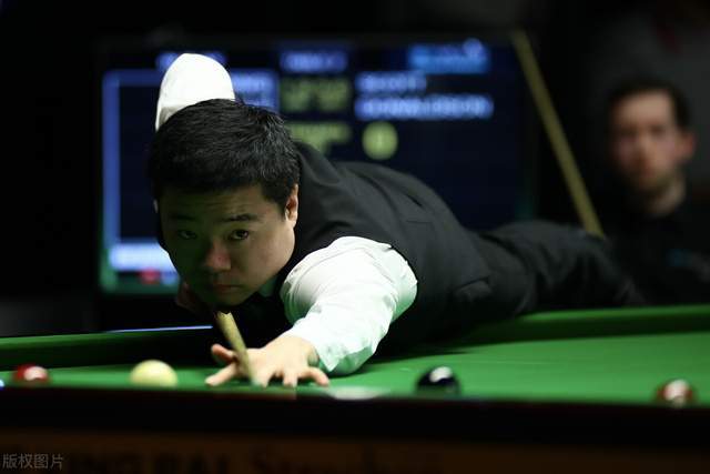 过地面进攻 过地面进攻